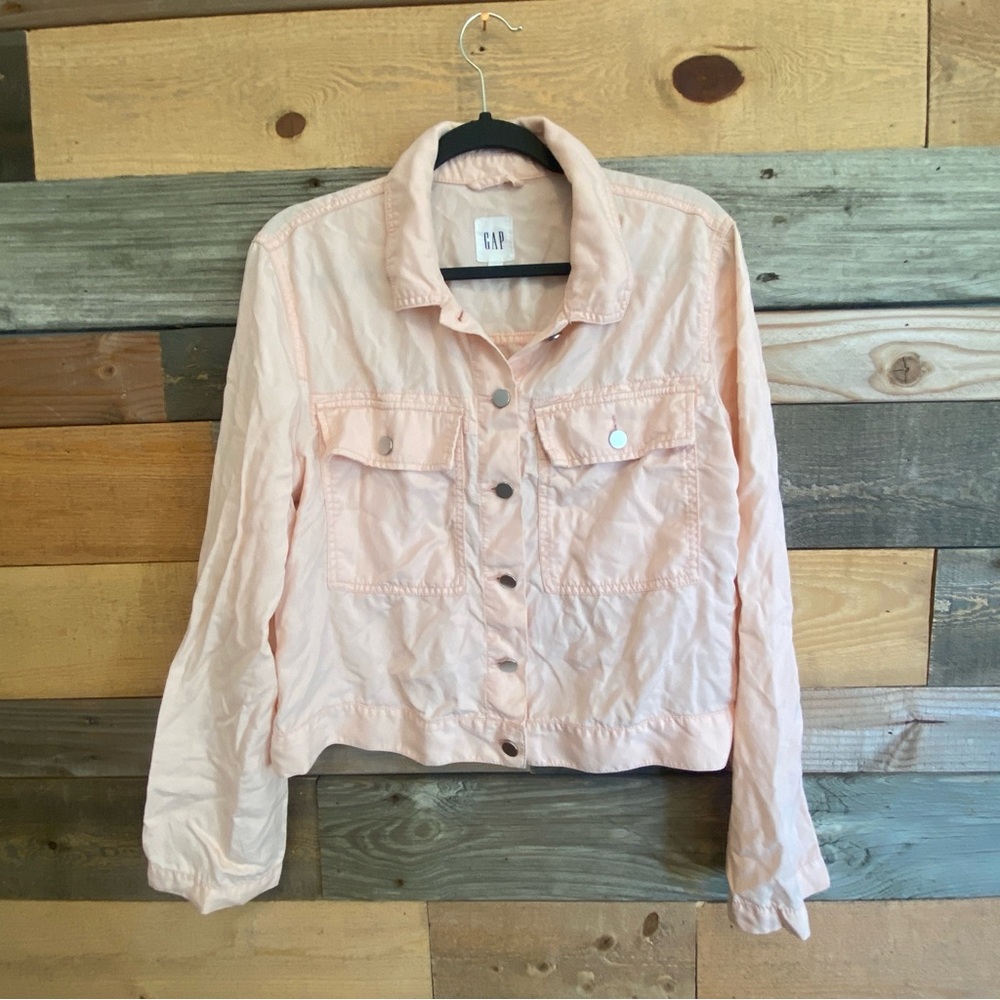 💝5/$20 GAP Women's Light Pink Jean Jacket